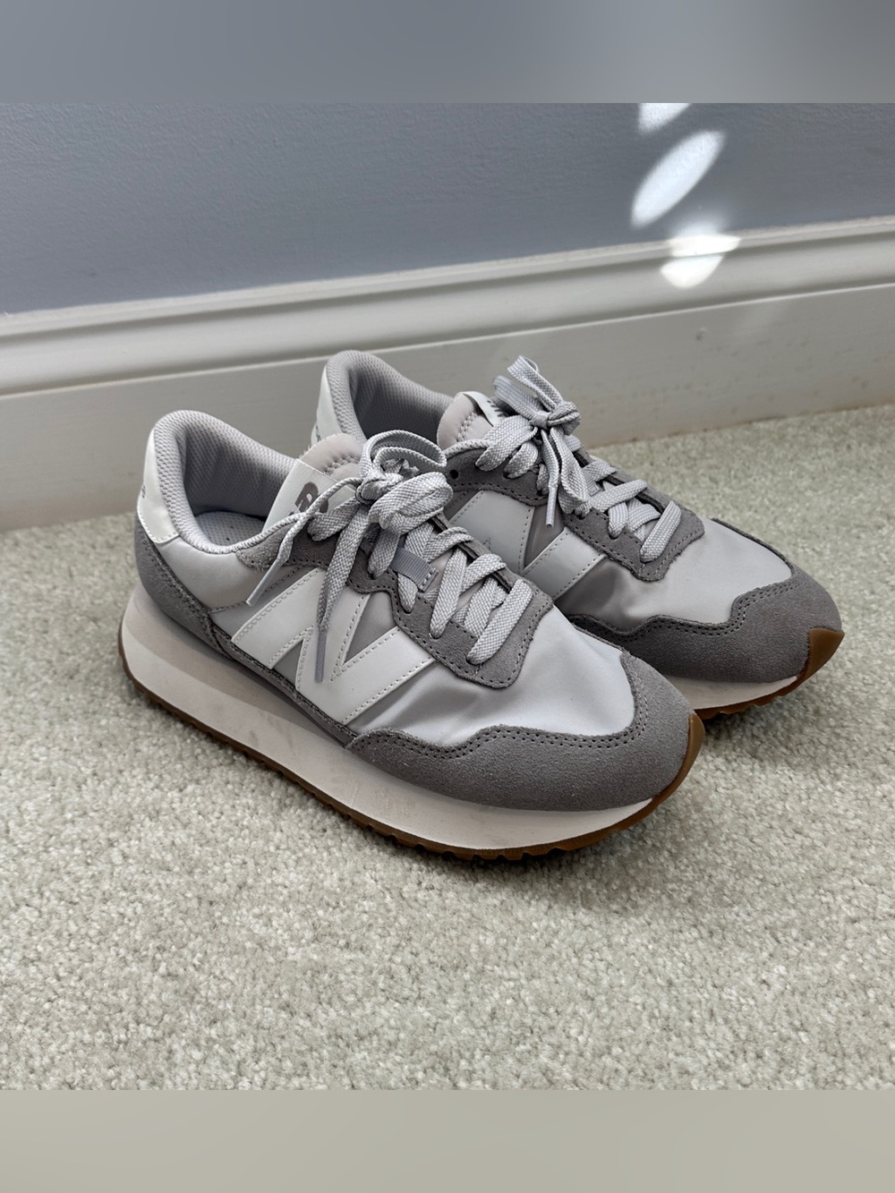 New Balance Women's Gray and White Retro Runner Sneakers